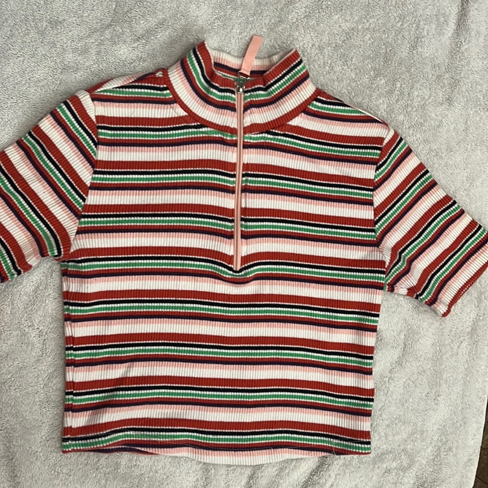 excellent condition urban outfitters crop top